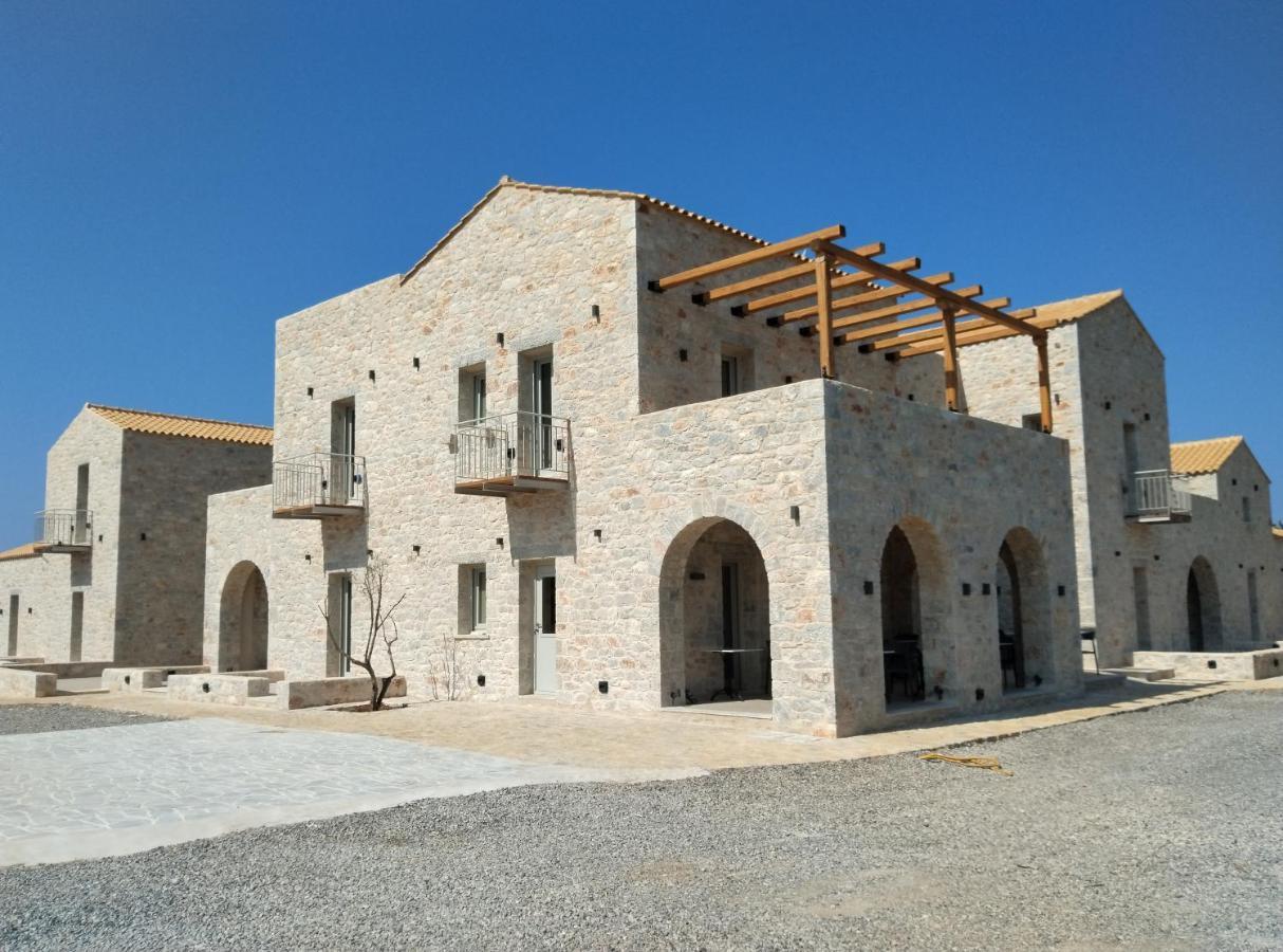 Terra Di Pietra Exclusive Suites & Apartments Areopoli Dış mekan fotoğraf