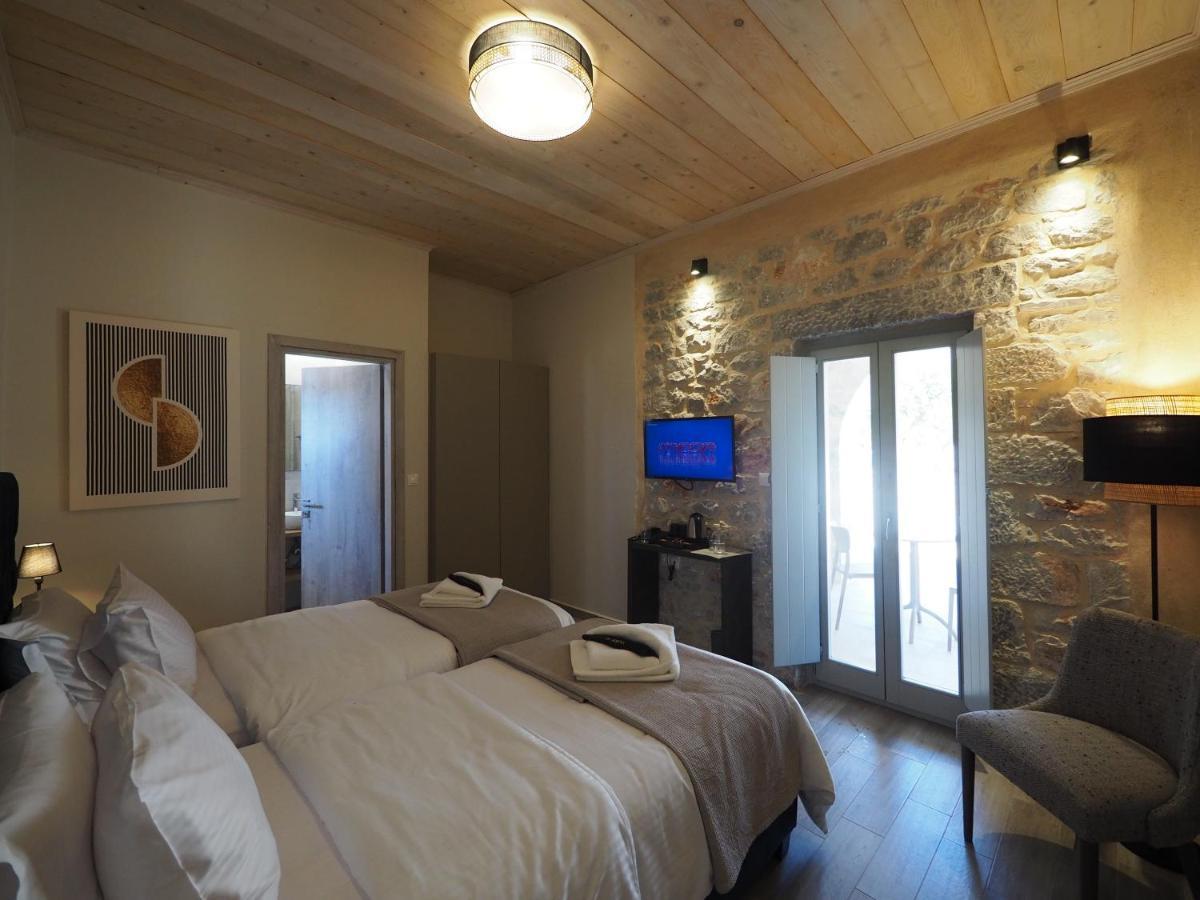 Terra Di Pietra Exclusive Suites & Apartments Areopoli Dış mekan fotoğraf
