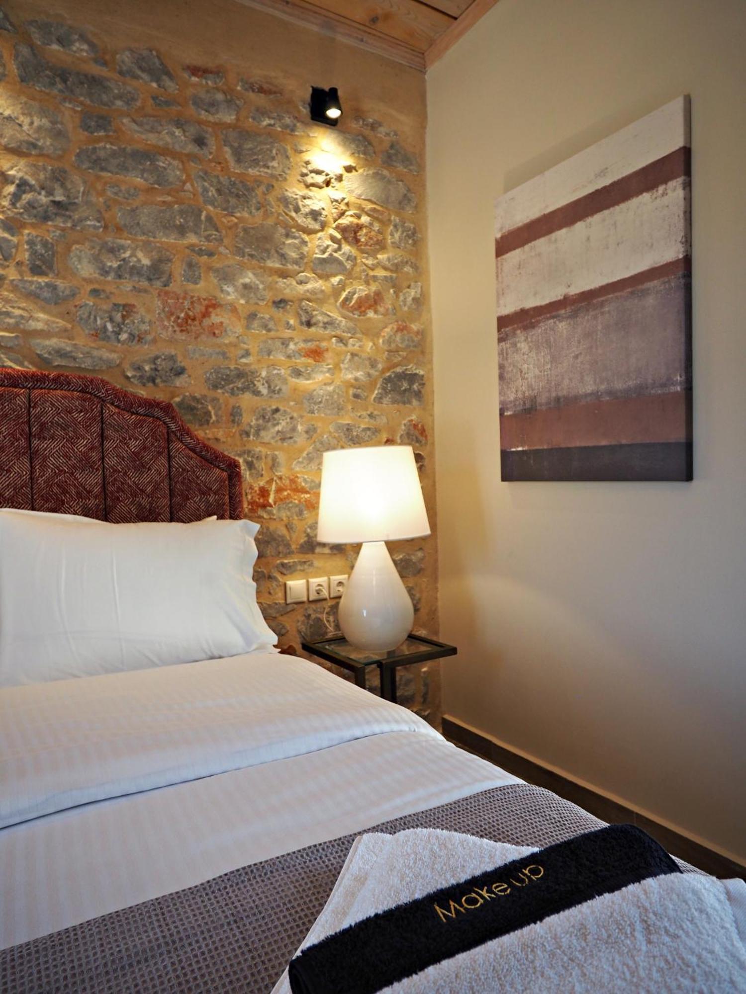 Terra Di Pietra Exclusive Suites & Apartments Areopoli Dış mekan fotoğraf