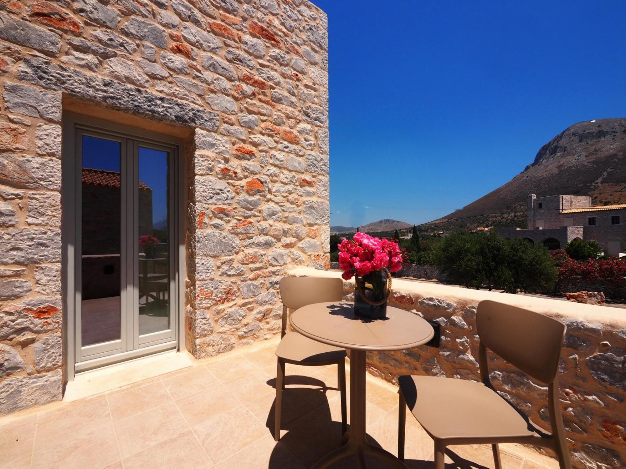 Terra Di Pietra Exclusive Suites & Apartments Areopoli Dış mekan fotoğraf